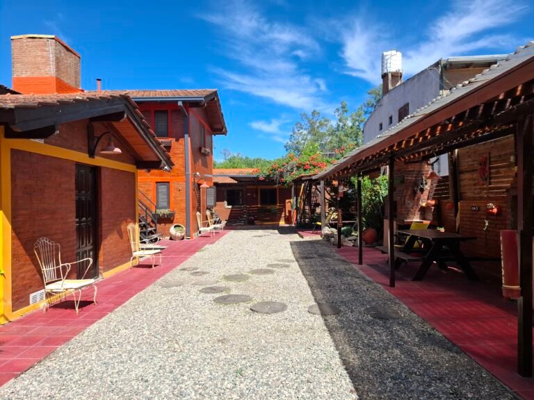 CABAÑAS DEL RIO (2)